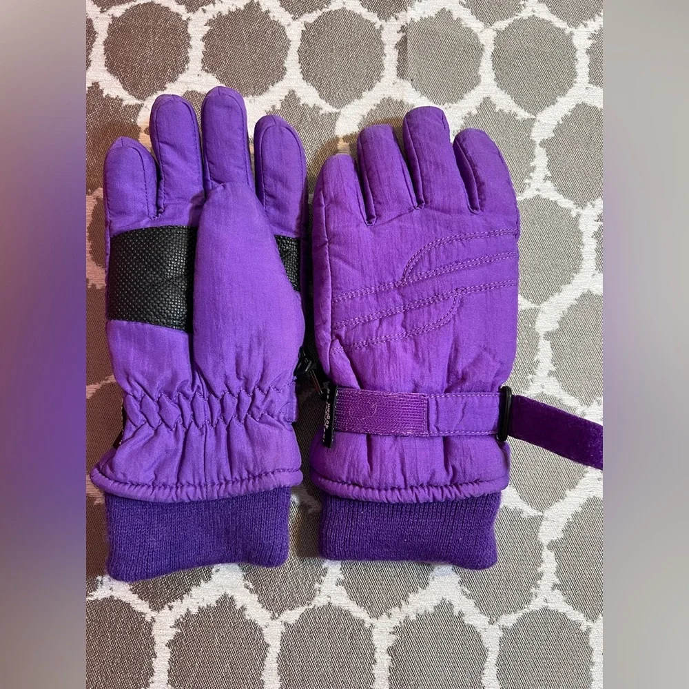 3M Thinsulate NWOT Purple Women's Gloves Outdoor activewear colorful sz 7-14